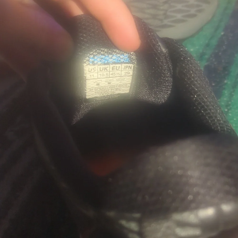 Black and Gray Athletic Shoes. Hoka one one Speed Instinct - Picture 3 of 3